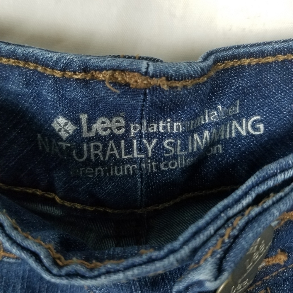 Lee naturally slimming Bermuda shorts - Picture 7 of 8